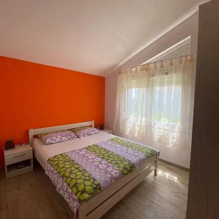 Simic Apartman *
