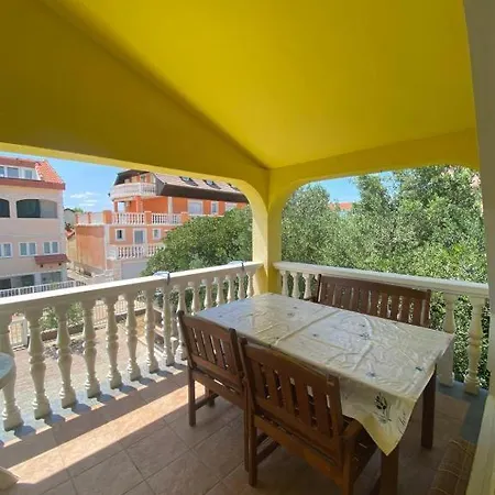 Simic Apartman *